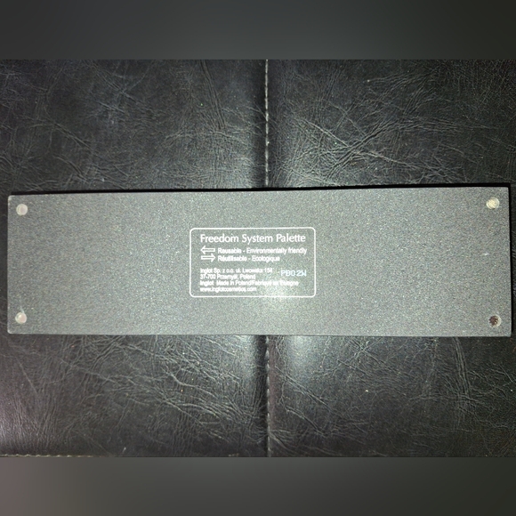 Inglot Freedom System Palette 5 inserts - Picture 3 of 4